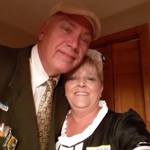 Meet your Posher, Toni